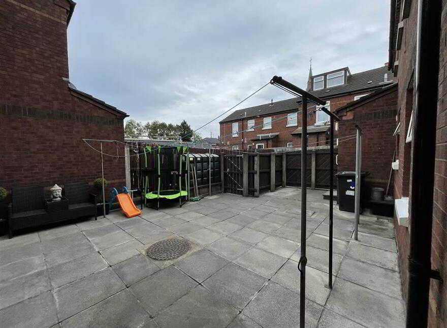 1 Vulcan Gardens, Belfast, BT5 4TU