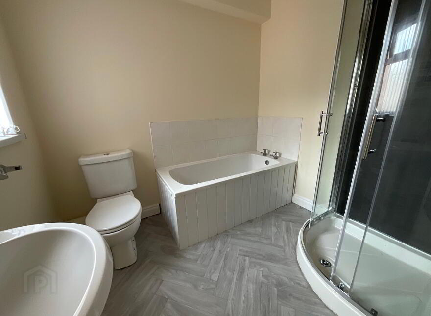 38 Ainsworth Drive, Belfast, BT13 3EJ