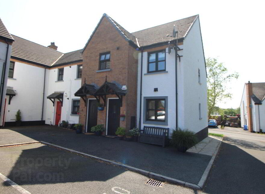 11 Forthill, Ballycarry, Carrickfergus, BT38 9GU photo