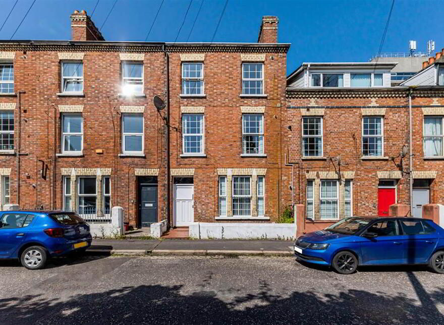 21 Dunluce Avenue, Off Lisburn Road, Belfast, BT9 7AW photo