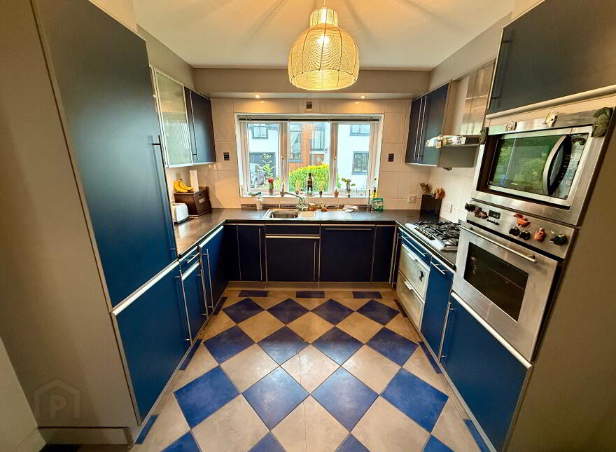 8 Dunhugh Manor, Victoria Road, L’derry, BT47 2TG