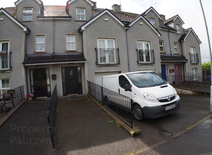 11 Sunnymeade, Clogher, BT76 0AN photo