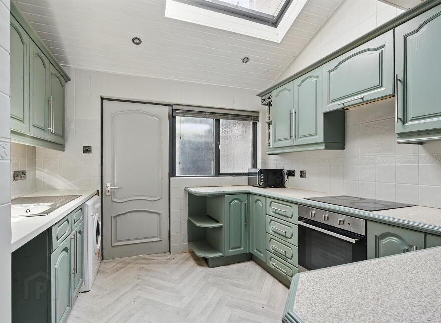 18 Collingwood Avenue, Belfast, BT7 1QT