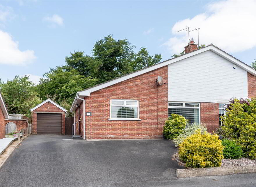 100 Oakdale, Ballygowan, BT23 5TT photo