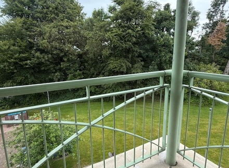 35 Danesfort, Malone, Belfast, BT9 5QL
