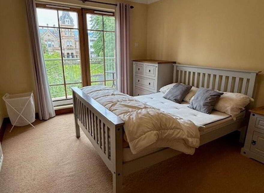 35 Danesfort, Malone, Belfast, BT9 5QL