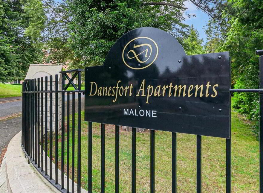 35 Danesfort, Malone, Belfast, BT9 5QL