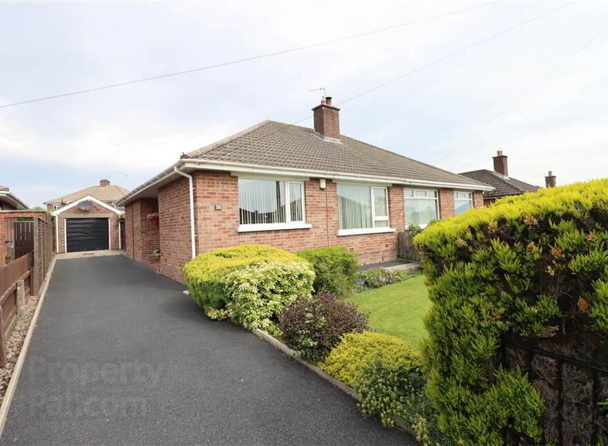 53 Wanstead Road, Dundonald, Belfast, BT16 2EL photo