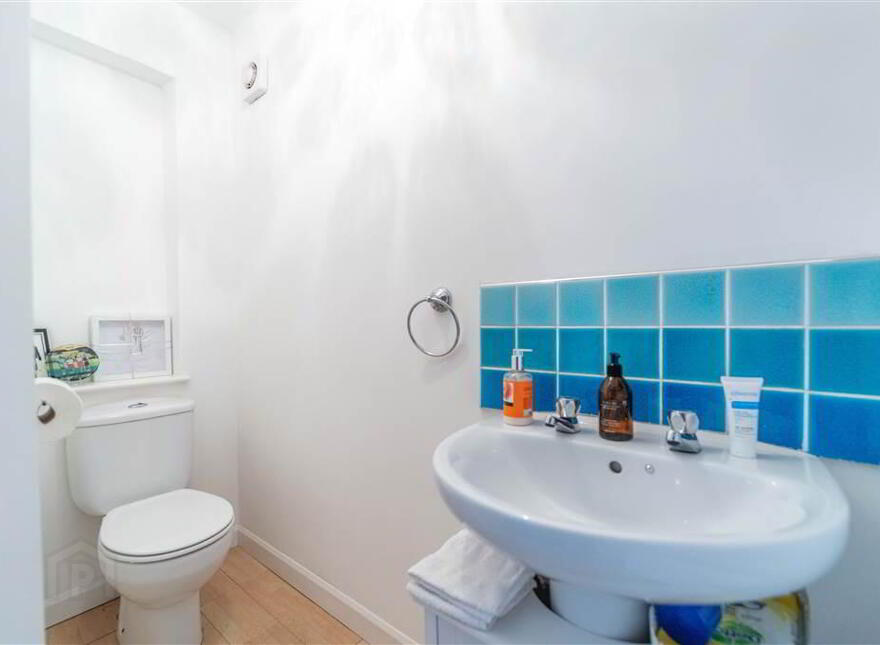 6 Cove Hollow, Groomsport, BT19 6HT