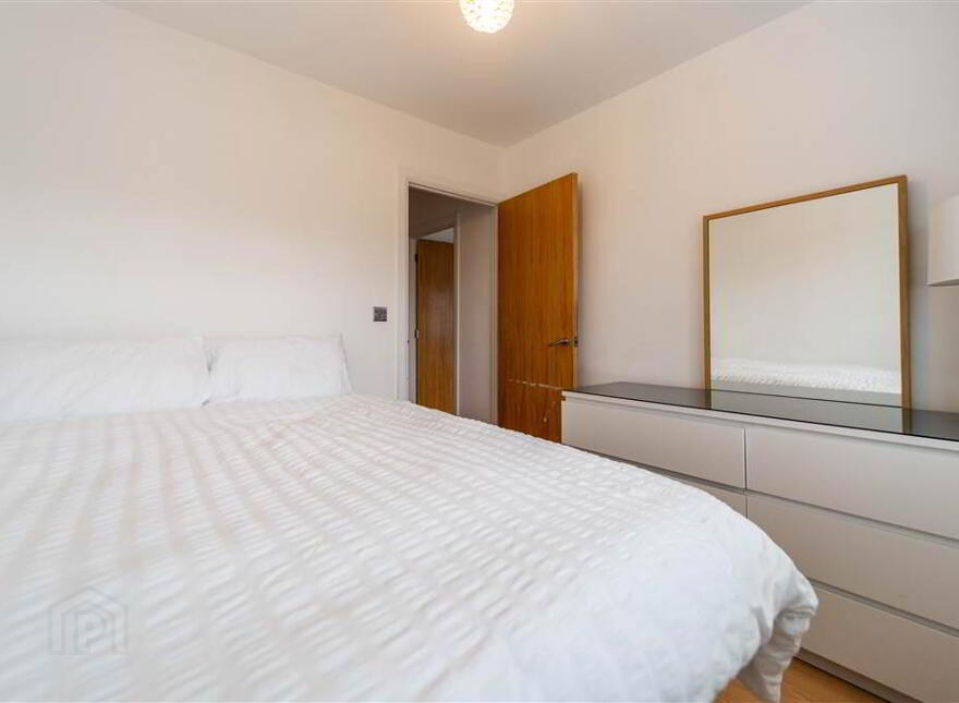 6 Cove Hollow, Groomsport, BT19 6HT