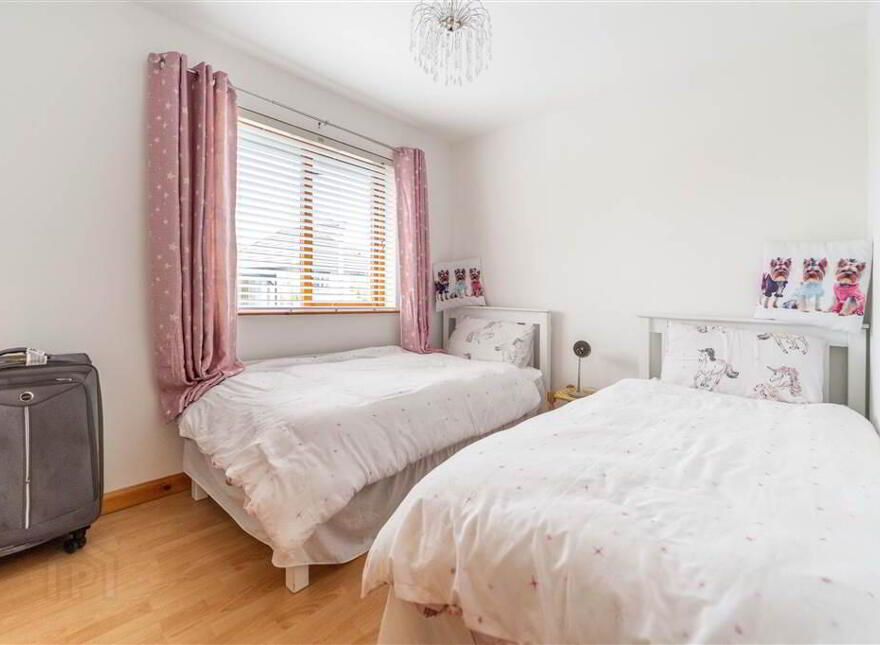 6 Cove Hollow, Groomsport, BT19 6HT