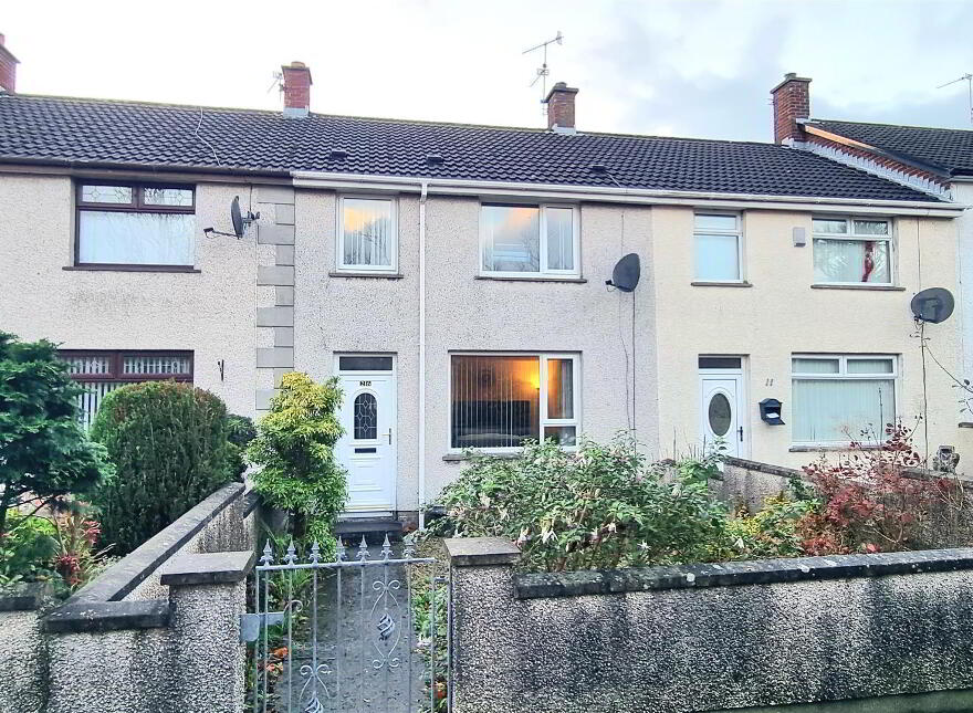 26 Whinfield Walk, Carrickfergus, BT38 8HL photo
