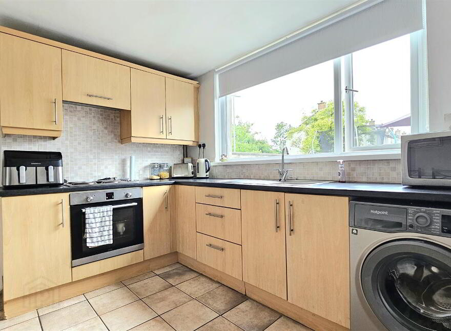26 Whinfield Walk, Carrickfergus, BT38 8HL