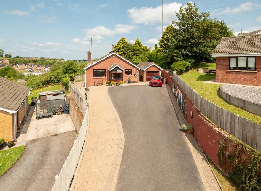 5 Meadow Lane, Enniskillen, BT74 5NU photo