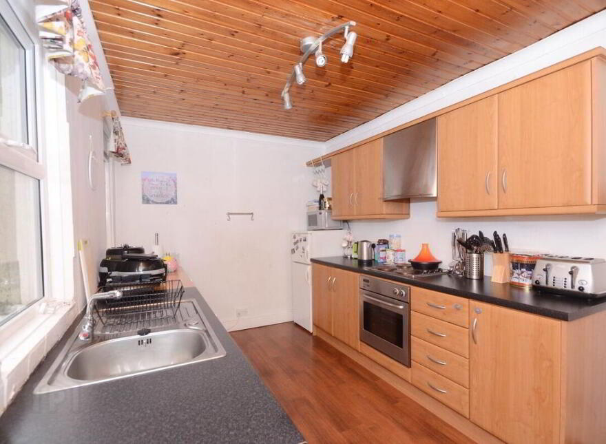 41 Ravenhill Avenue, Belfast, BT6 8LD