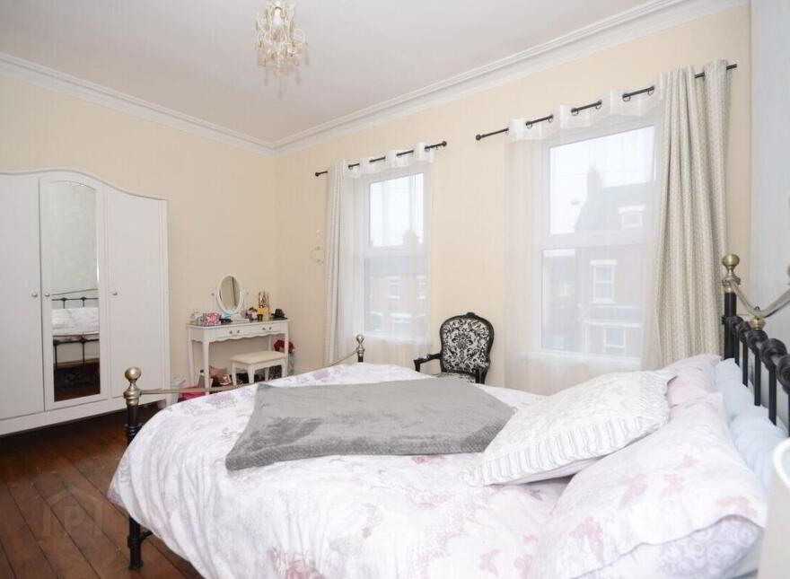 41 Ravenhill Avenue, Belfast, BT6 8LD