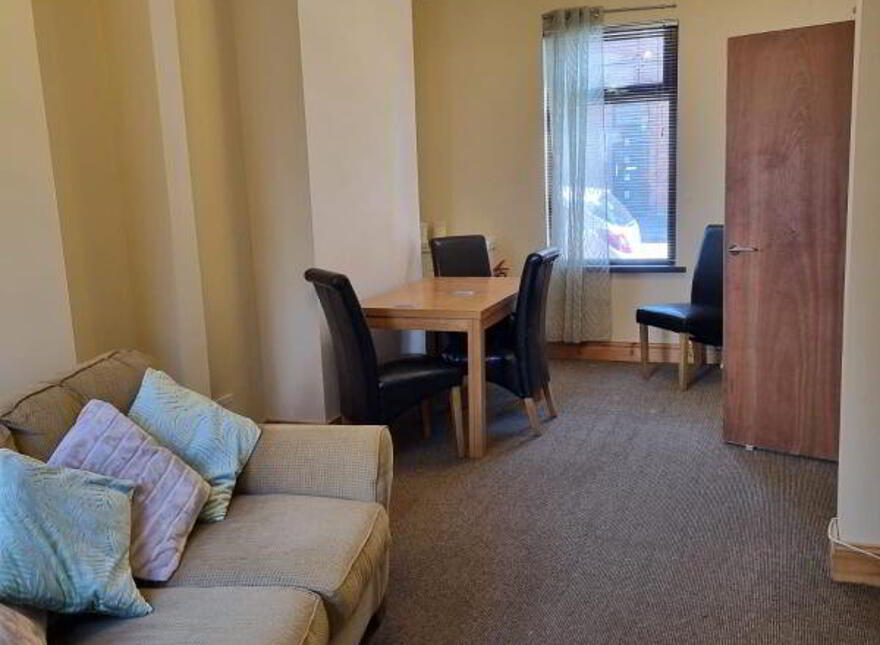127 Donegall Avenue, Belfast, BT12 6LT