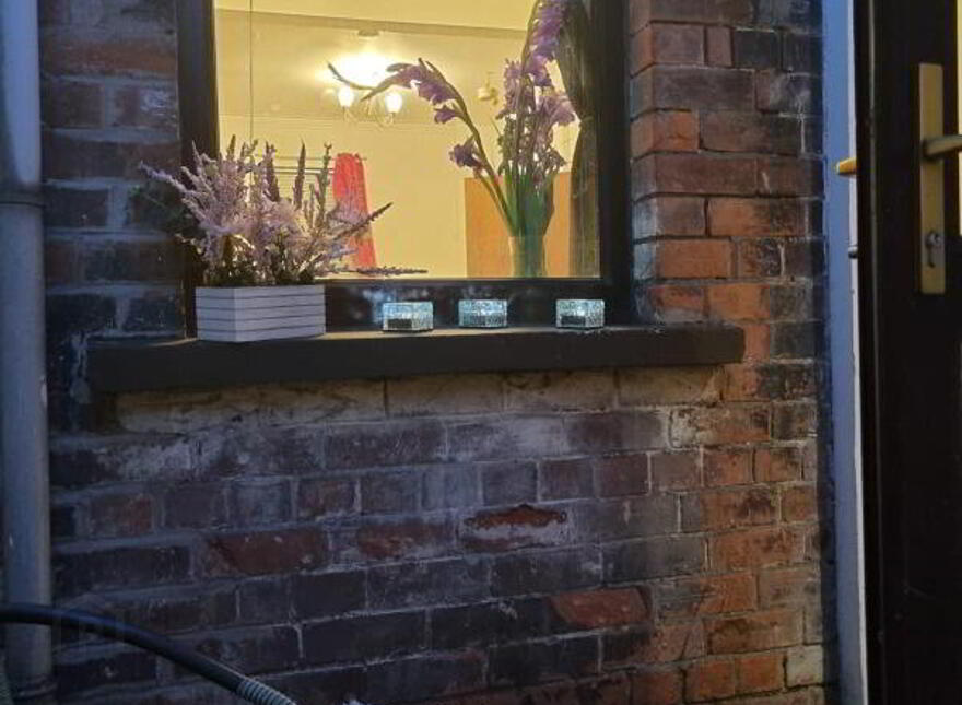 127 Donegall Avenue, Belfast, BT12 6LT