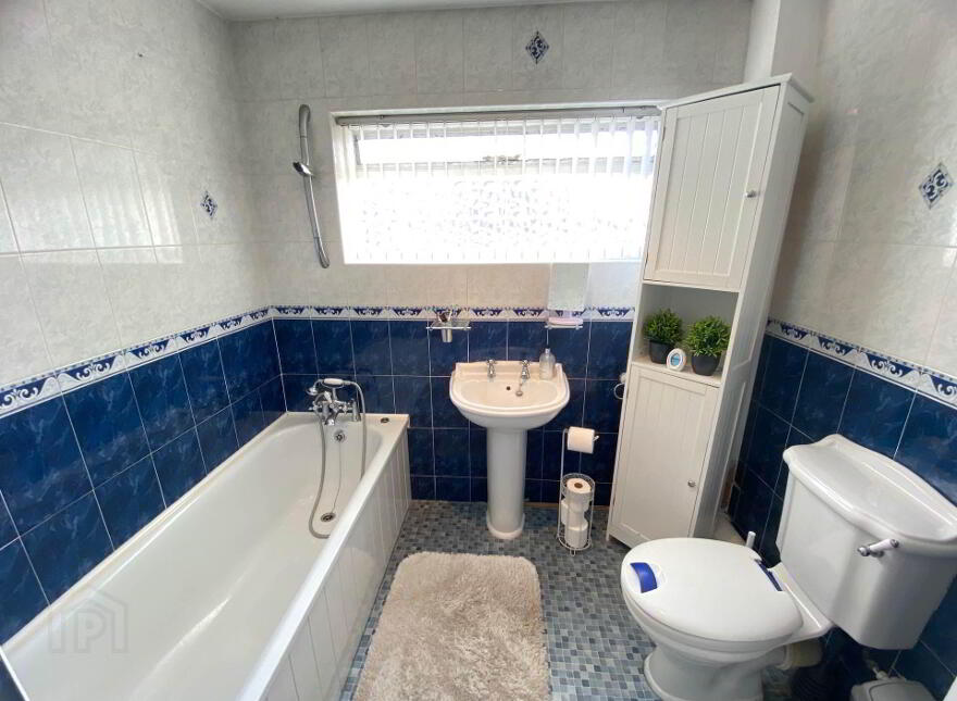 30a Waterloo Gardens, Antrim Road, Belfast, BT15 4EY