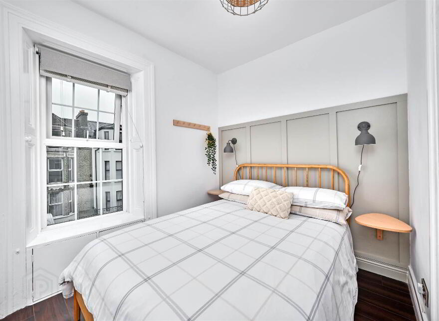 Apt 3, 64 Causeway Street, Portrush, BT56 8AD