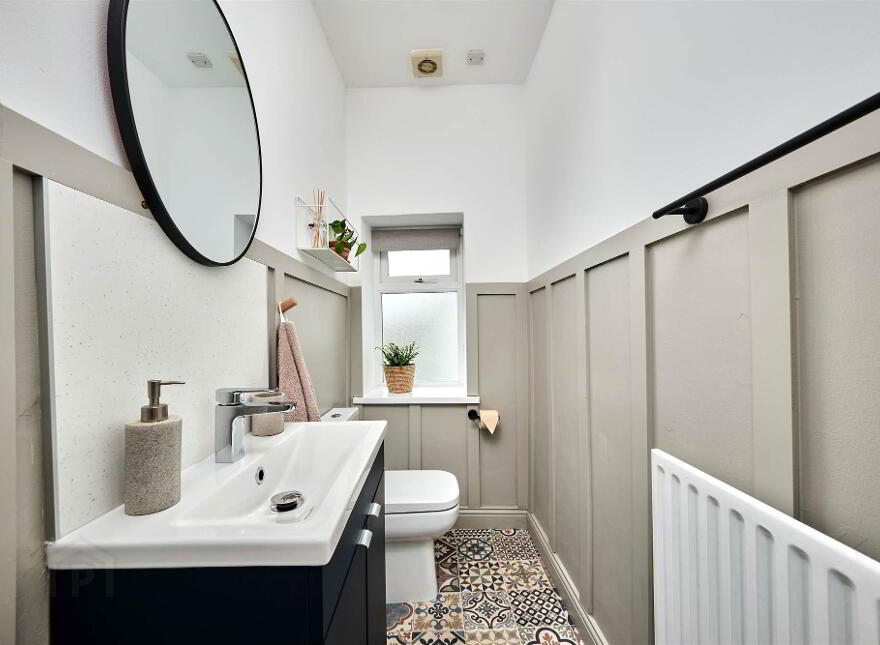 Apt 3, 64 Causeway Street, Portrush, BT56 8AD