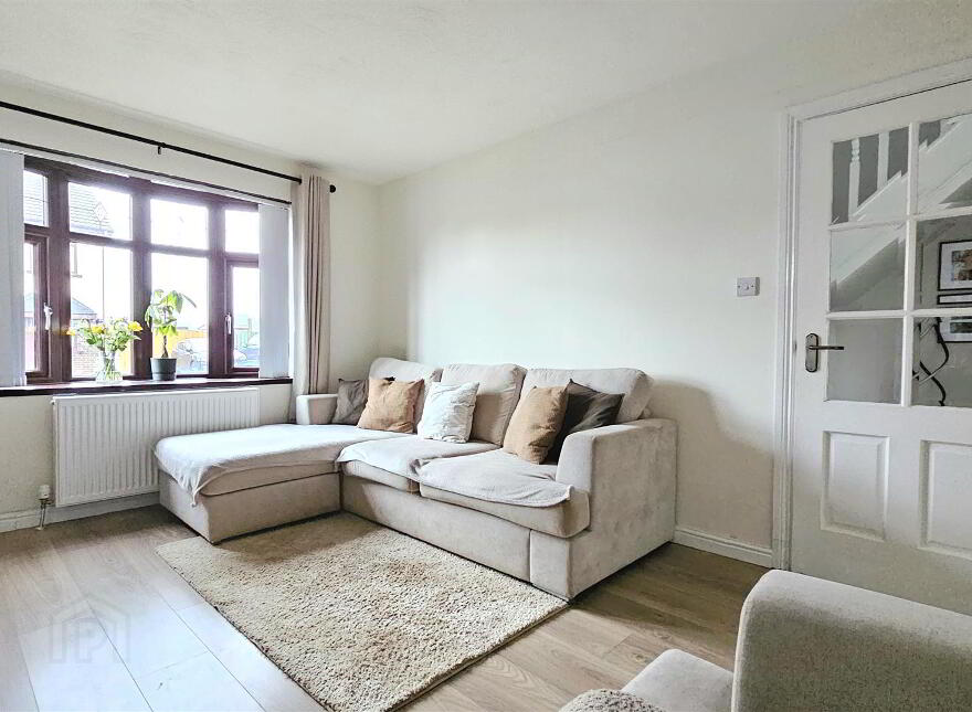 6 Bessfield Close, Carrickfergus, BT38 7BW