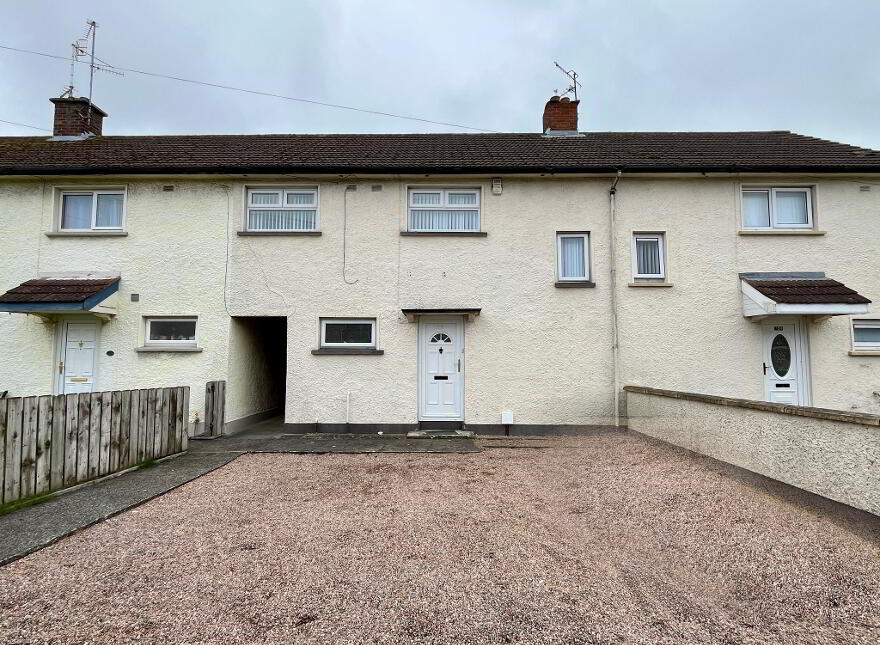 27 Deramore Drive, Portadown, BT62 3HH photo