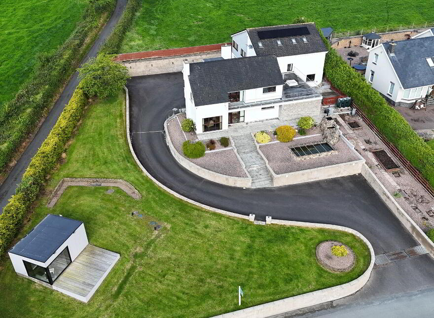 31 Clonroot Road, Portadown, BT62 4HG