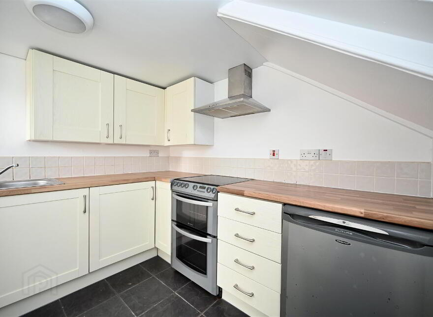 5 Orchard Place, Newtownards, BT23 7AE