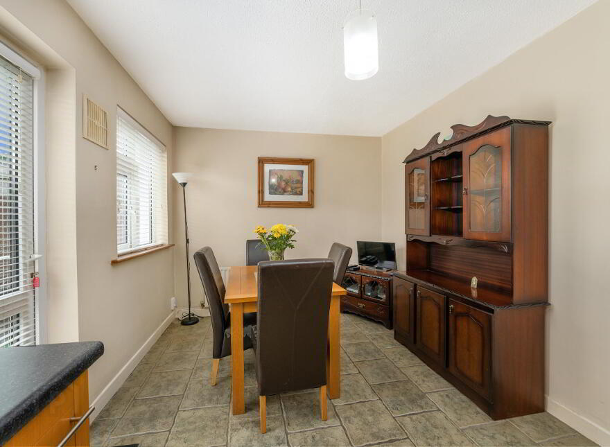 104 St Johns Crescent, Clondalkin, Dublin, D22P4V9