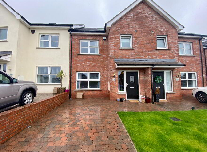 19e Downshire Road, Carrickfergus, BT38 7LE photo