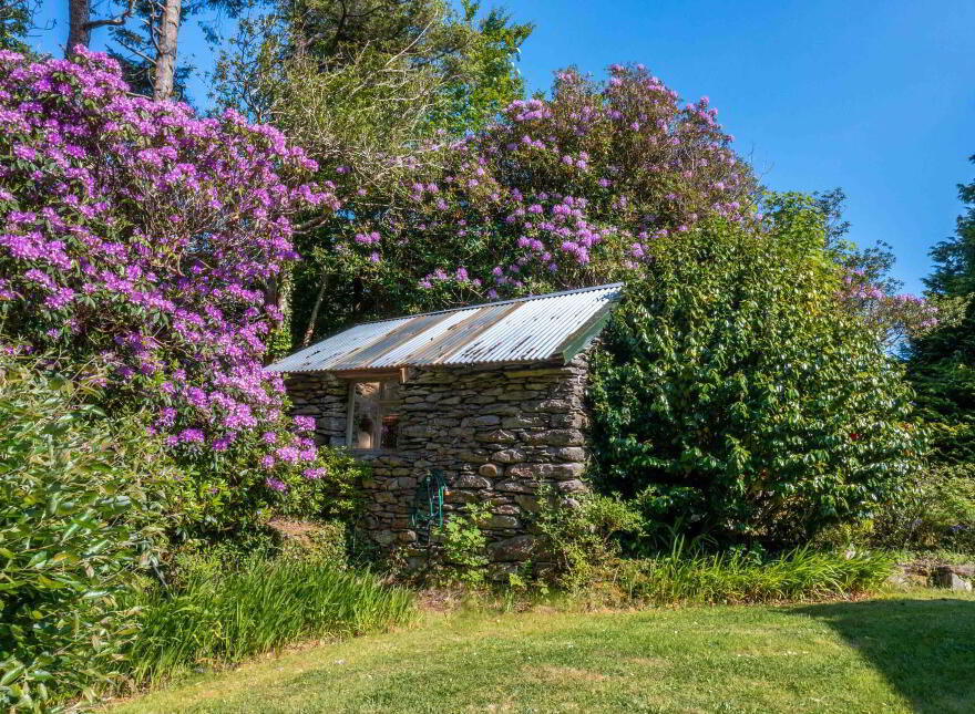 Westerly Lodge, Cappanaparka, Adrigole, P75R528