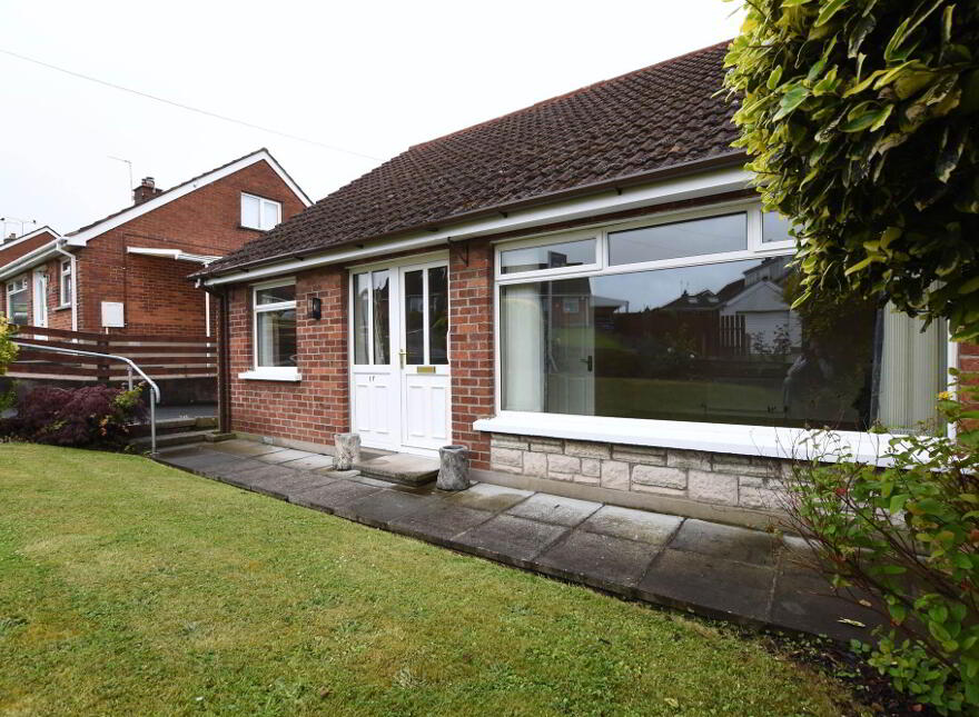 17 Saratoga Avenue, Newtownards, BT23 4BD photo