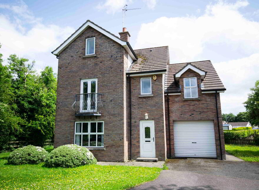 49 Meadowcroft, Dromore, Omagh, BT78 3JA photo