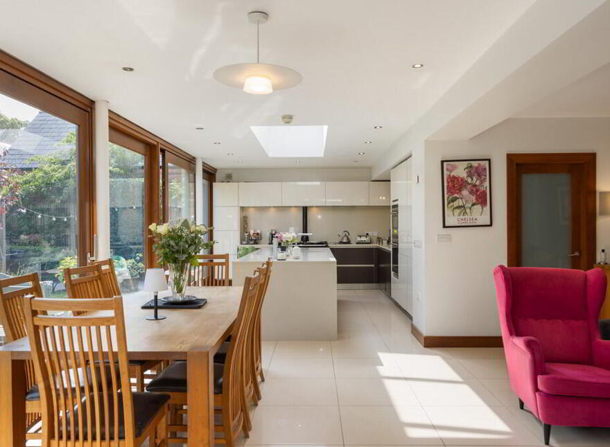 14 Cranmore Gardens, Belfast, BT9 6JL