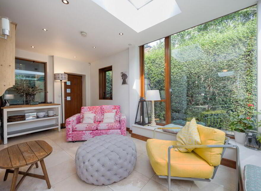 14 Cranmore Gardens, Belfast, BT9 6JL