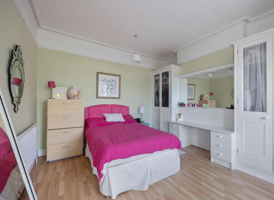 14 Cranmore Gardens, Belfast, BT9 6JL