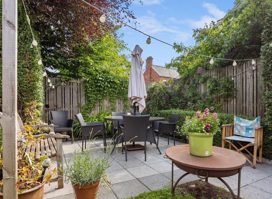 14 Cranmore Gardens, Belfast, BT9 6JL