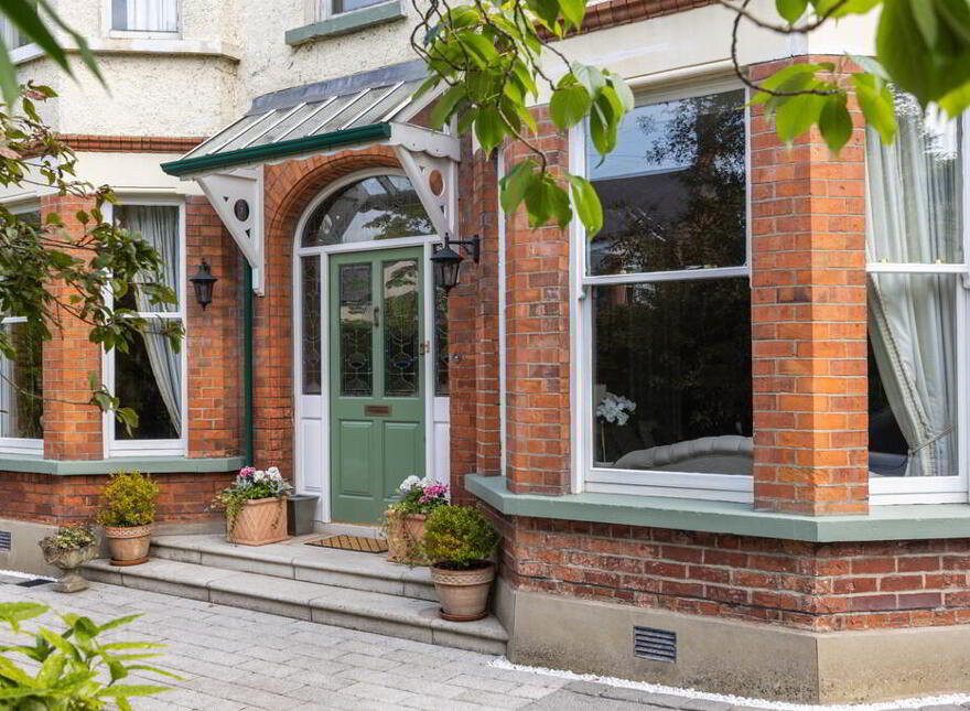 14 Cranmore Gardens, Belfast, BT9 6JL