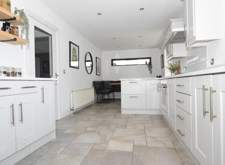 4 Laurelvale Grove, Donaghcloney, BT66 7GF