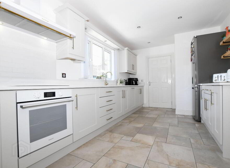 4 Laurelvale Grove, Donaghcloney, BT66 7GF