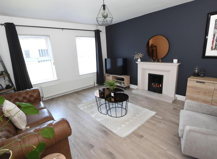 4 Laurelvale Grove, Donaghcloney, BT66 7GF