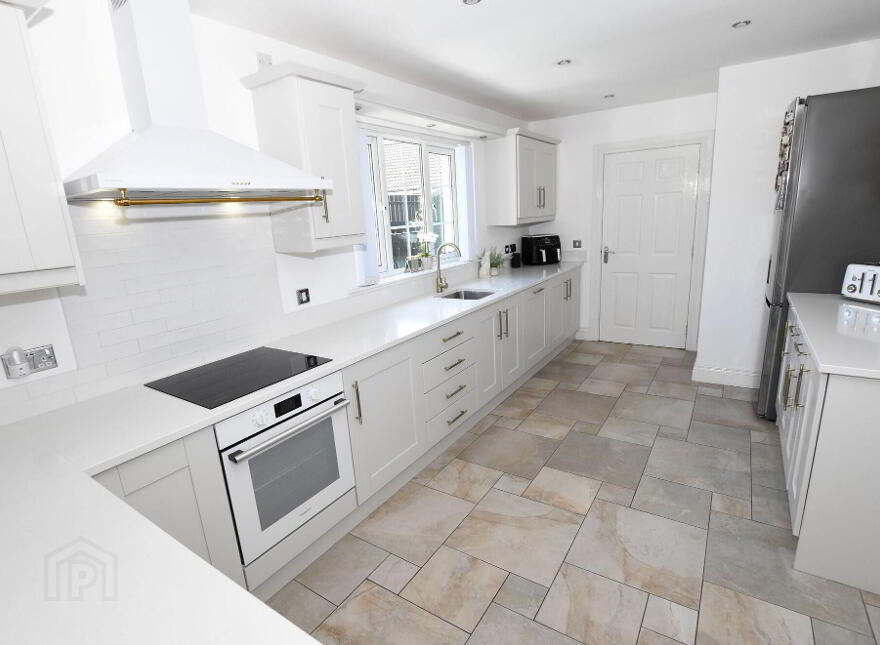 4 Laurelvale Grove, Donaghcloney, BT66 7GF