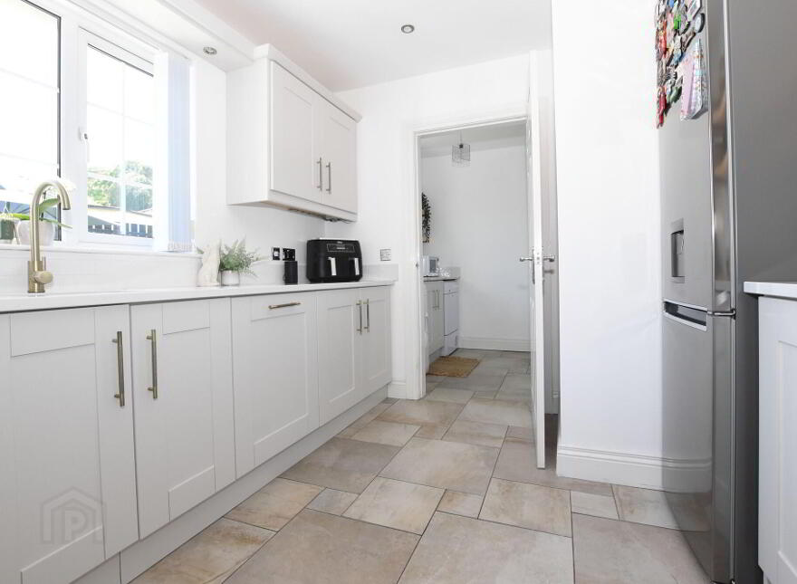 4 Laurelvale Grove, Donaghcloney, BT66 7GF