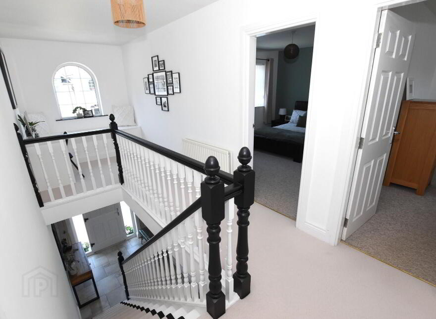 4 Laurelvale Grove, Donaghcloney, BT66 7GF