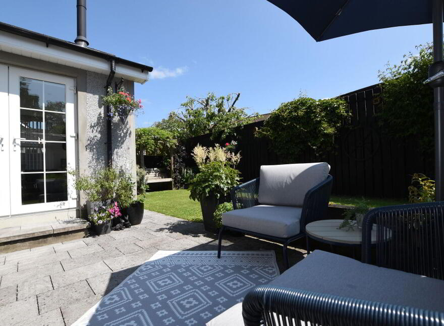 4 Laurelvale Grove, Donaghcloney, BT66 7GF