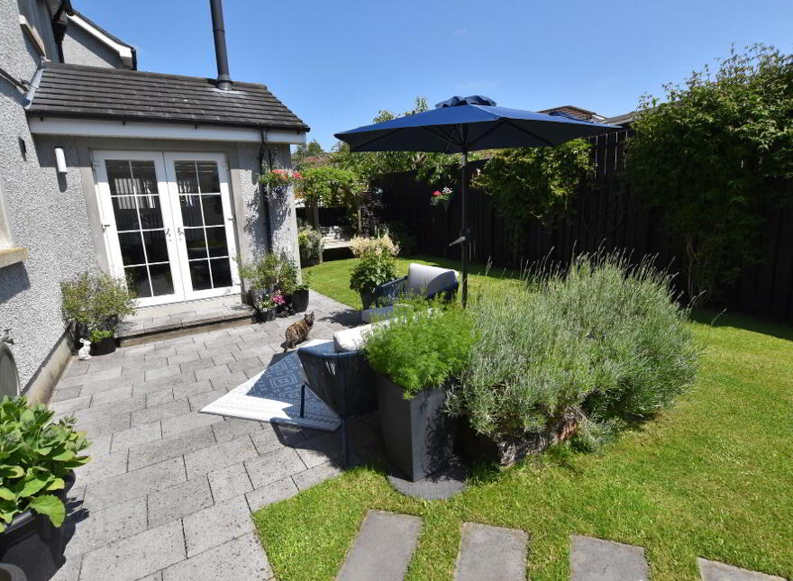 4 Laurelvale Grove, Donaghcloney, BT66 7GF