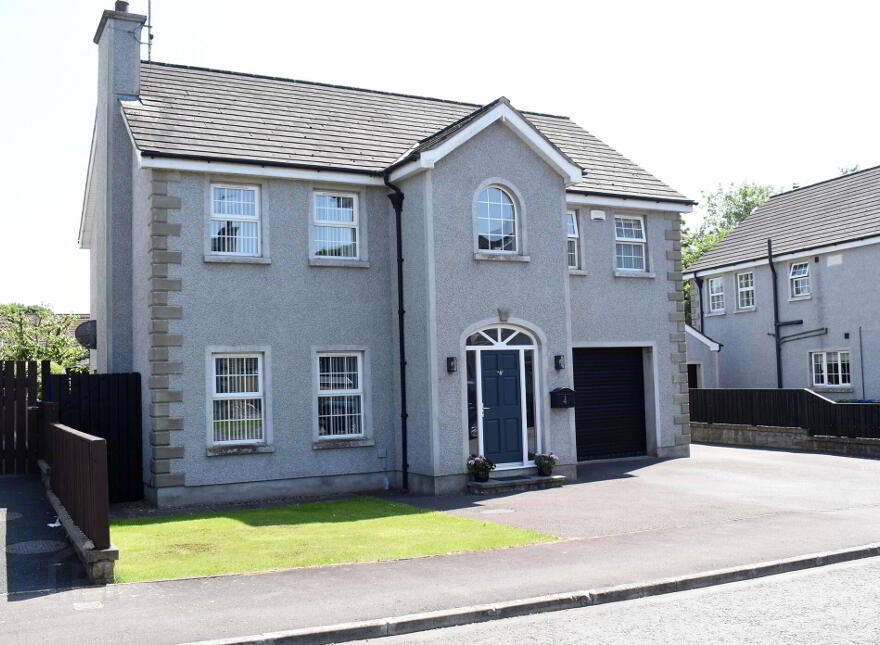 4 Laurelvale Grove, Donaghcloney, BT66 7GF