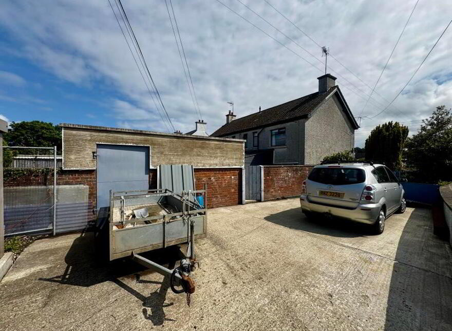 1 Elmwood Park, Bushmills, BT57 8QT