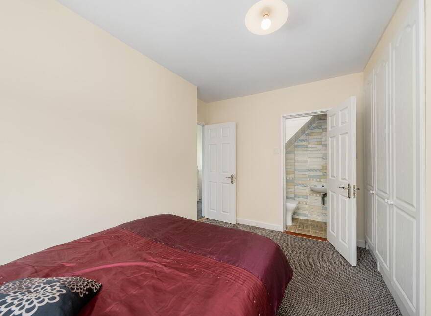 31 Sundale Grove, Tallaght, Dublin, D24E9EF